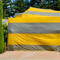suburban-home-termite-fumigation